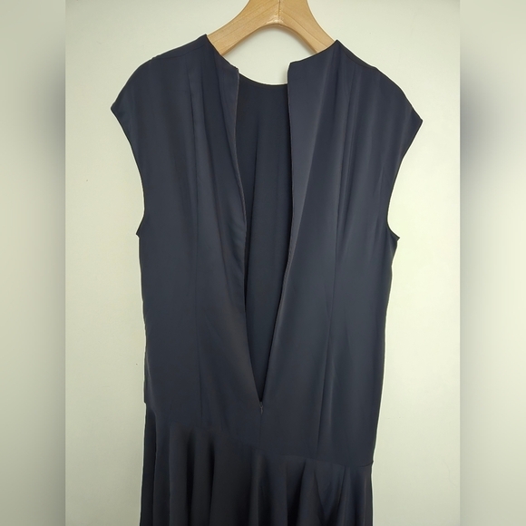 AKRIS Punto women's navy blue cap sleeve flowy angled dress | size 12 - Picture 4 of 9